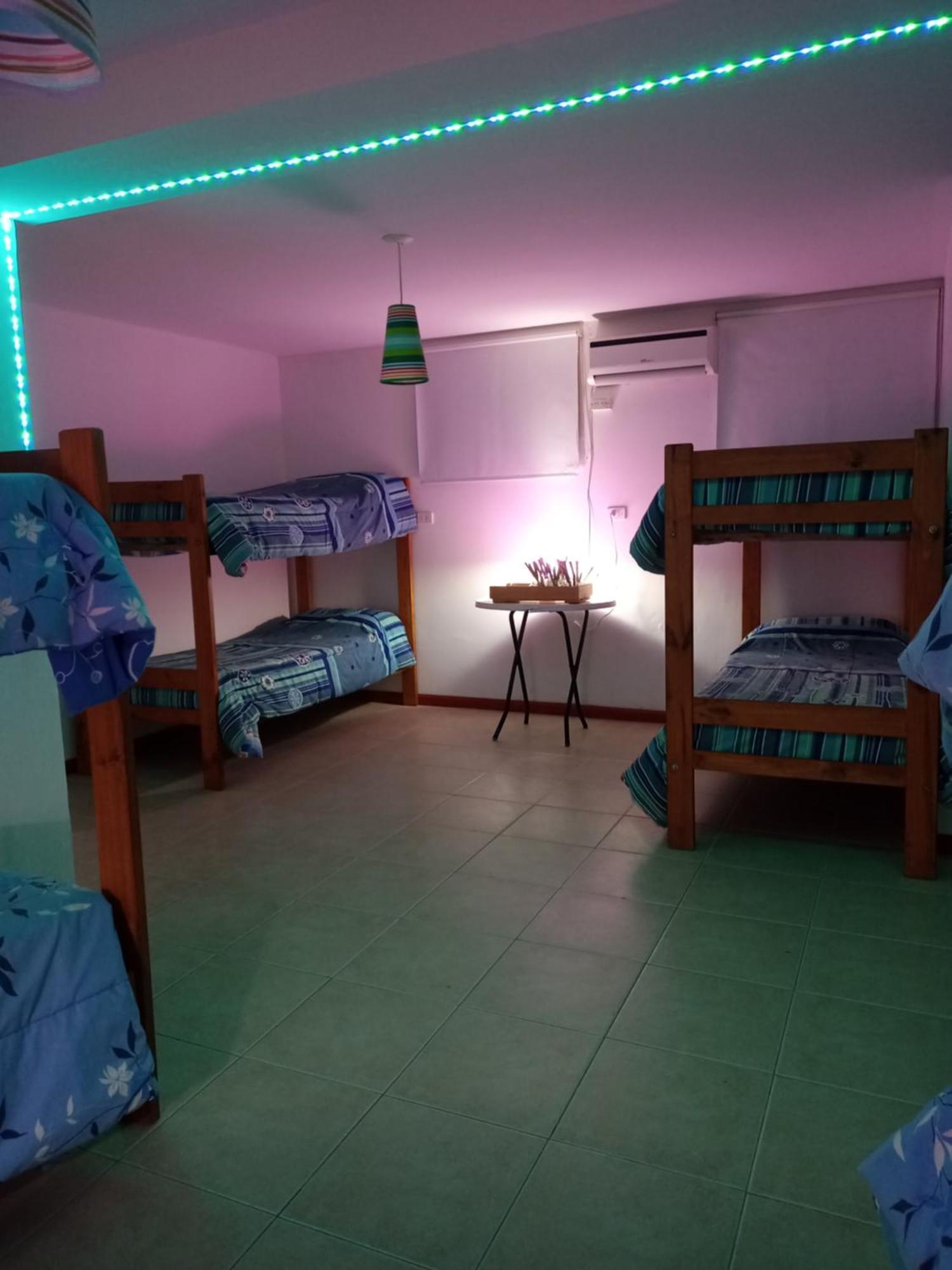 Complejo Aloha Hotel Puerto Piramides Bilik gambar